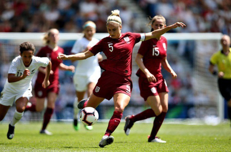 So sánh Xoilac TV với các nền tảng xem trực tiếp Euro 2024 khác